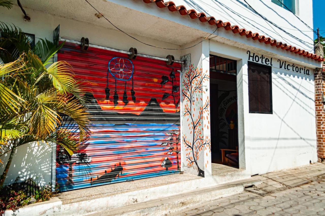 Victorias Hotel Panajachel Buitenkant foto